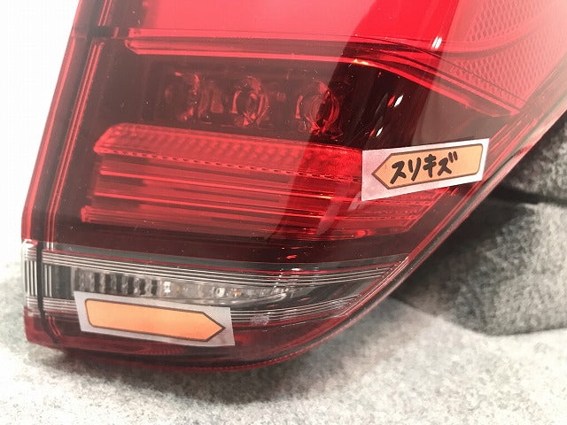 アルファード 30系/AGH30W/AGH35W/GGH30W/GGH35W 純正 後期 右テールランプ/ライト/レンズ LED KOITO 58-75 81550-58170 トヨタ (114924