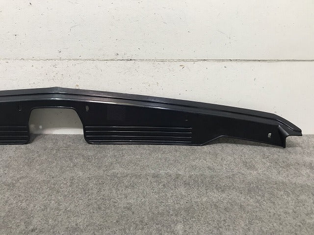新品! ベンテイガ 純正 フロントラジエターグリル カバー 36A 853 948 36A853948 素地 ベントレー (114974)