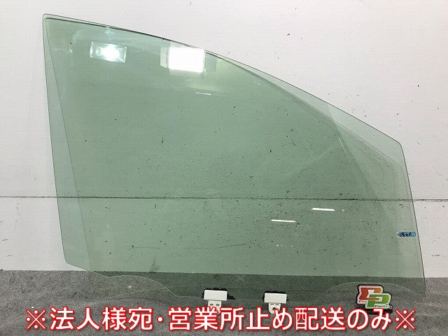 ノート E13 純正 右フロントガラス 43R-00014 日産 (114993)
