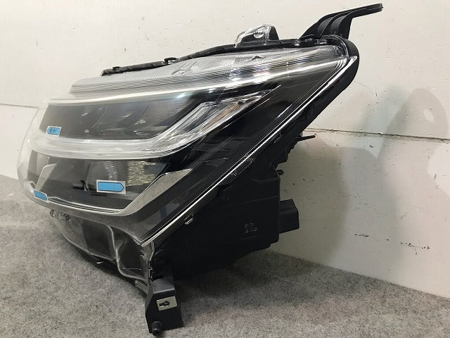 タンク/ジャスティ M900A/M910A 純正 左ヘッドライト/ランプ LED レベライザー STANLEY W3917 81170-B1240 トヨタ (115042)