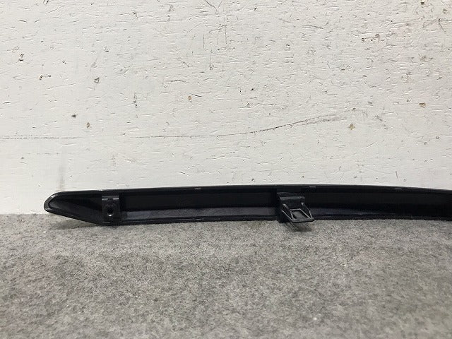 セレナ ハイウェイスター C27/GC2/GFC27/GNC27/GFNC27 純正 後期 左リアバンパーモール ガーニッシュ 85075 5TT0A ブラック 日産 (115132)