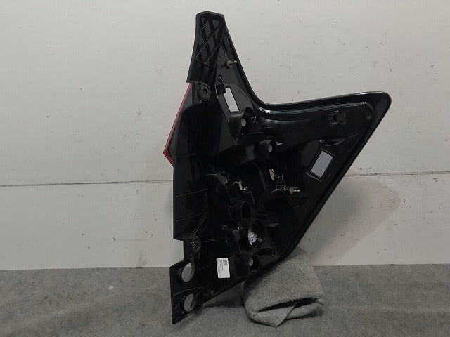 ノート E12/HE12/NE12/SNE12 純正 後期 左テールランプ/ライト/レンズ LED ICHIKOH D202 日産 (115135)