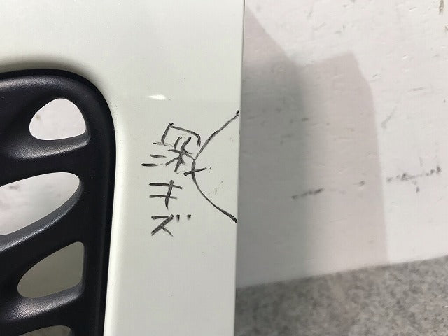 モコ 33/MG33 純正 フロントグリル/ラジエターグリル/ラジエーターグリル 71742-50MA スノーパールホワイト カラーNo.Z7T 日産 (115138)