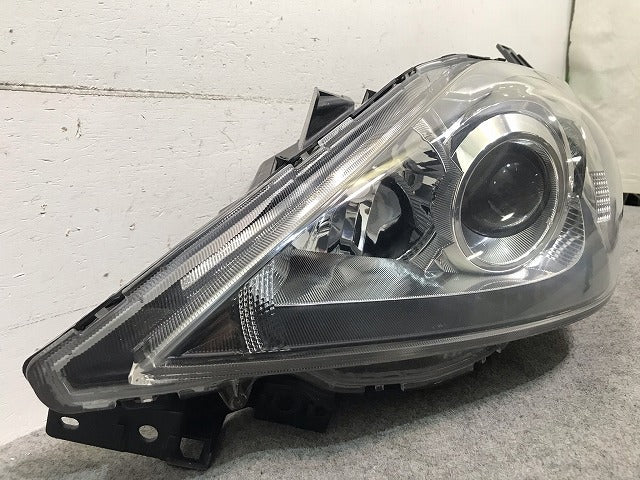 プレマシー CREW/CR3W 純正 後期 左ヘッドライト/ランプ キセノン HID レベライザー STANLEY P7696 マツダ (115294)