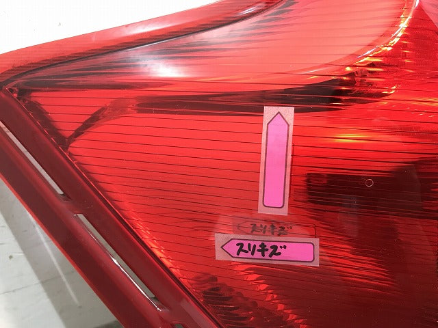 ノート/E12/HE12/NE12/SNE12 純正 前期 左テールランプ/ライト/レンズ  LED ICHIKOH D117 26559-3VA5B 日産 (115343)