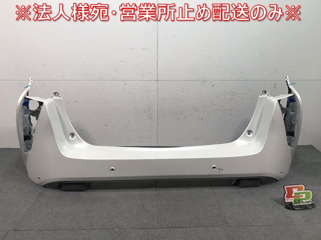プリウス ZVW50/ZVW51/ZVW55 純正 前期 リアバンパー 52159-47110/30 ホワイトパールクリスタルシャイン カラーNo.070 トヨタ (115436)