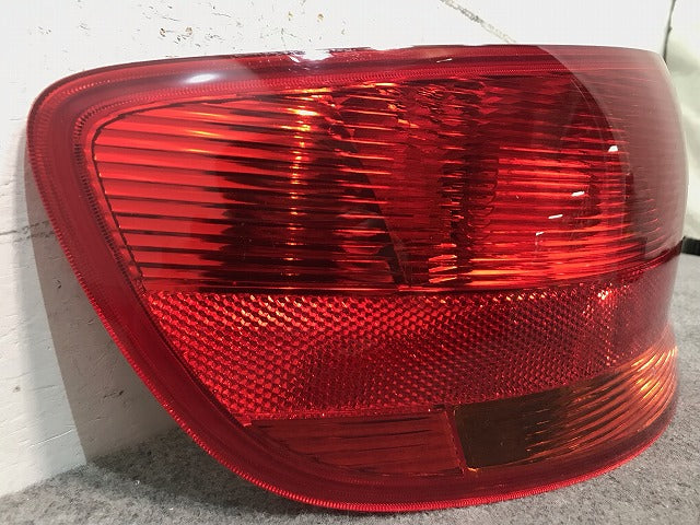 A3 8P系 純正 左テールランプ/ライト/レンズ ハロゲン 8P4 945 095C アウディ (115611)