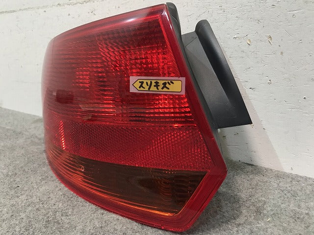 A3 8P系 純正 左テールランプ/ライト/レンズ ハロゲン 8P4 945 095C アウディ (115611)