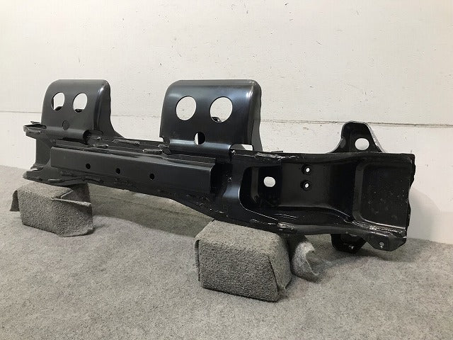 【新品】新品! バネット/ボンゴ 2003.12-2007.8 フロント メンバー/ホースメント 54401-HA101 日産 (115745)