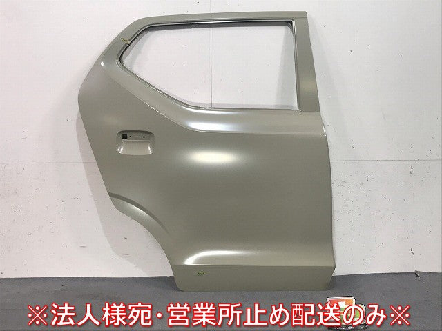 新品! アルト/キャロル HA36S/HA36V/HB36 純正 右リアドア 68003-74P00-000 68003-74P-000 未塗装 スズキ (115756)
