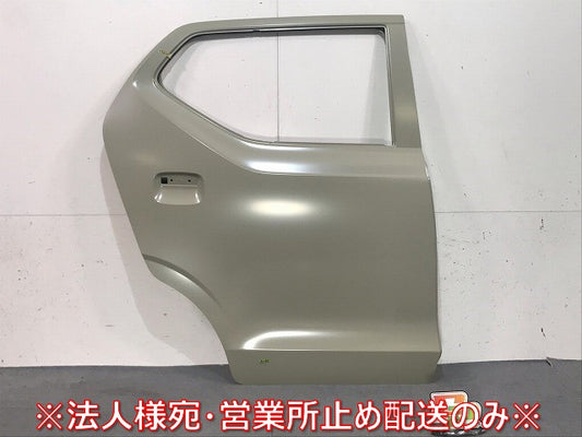 新品! アルト/キャロル HA36S/HA36V/HB36 純正 右リアドア 68003-74P00-000 68003-74P-000 未塗装 スズキ (115756)