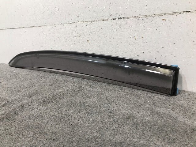 【新品】新品! プレミオ NZT260/ZRT260/ZRT261/ZRT265 純正 右リア サイドバイザー 08611-20360 トヨタ (115780)