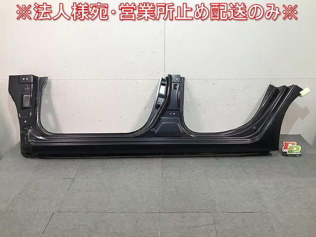 【新品】新品! シルフィ TB17/B17 純正 左サイドシル アウター サイドパネル G6411-3SBMJ 未塗装 日産 (115794)