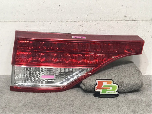 エスティマ/アエラス ACR50W/ACR55W/GSR50W/GSR55W/AHR20W 純正 中期 後期 左テールランプ/ライト ハロゲン ICHIKOH 28-209 トヨタ(116017)