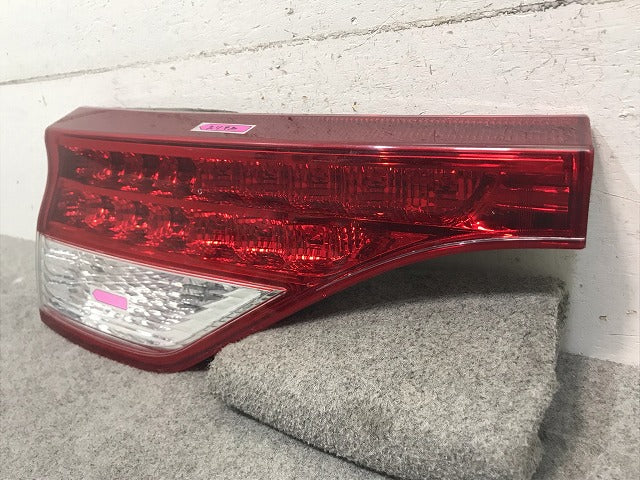 エスティマ/アエラス ACR50W/ACR55W/GSR50W/GSR55W/AHR20W 純正 中期 後期 左テールランプ/ライト ハロゲン ICHIKOH 28-209 トヨタ(116017)