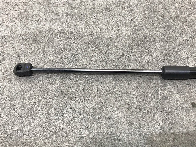 新品! アクア/AQUA MXPK10/MXPK11/MXPK15/MXPK16 純正 右リアゲート ダンパー バックドアショック ステー 6895052490/68950-52490(116073)