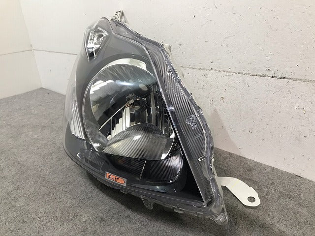 ライフ ディーバ JC1/JC2/ 純正 前期 右ヘッドライト/ランプ ハロゲン レベライザー STANLEY P8291 33100-SZH-J01 ホンダ (116081)