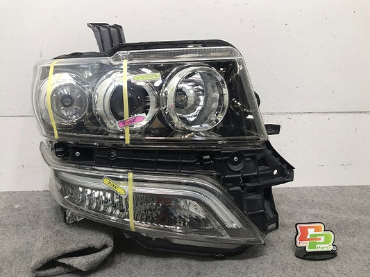 N-BOX/NBOX/Nボックス JF1/JF2 純正 右ヘッドライト/ランプ レベライザー キセノン HID 刻印4 KOITO 100-62038 33101-TY0-J61 (116140)