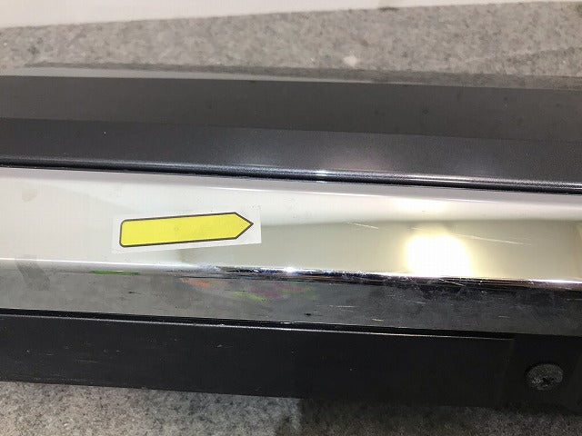 RAV4 ラブ4 MXAA52/MXAA54/AXAH52/AXAH54 純正 右 フロント ドア サイドパネル モデリスタ 75073-42040 グレーメタリック 1G3(116234)