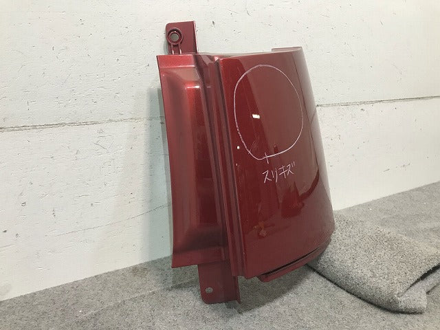 ノート/NOTE E11/NE11/ZE11 純正 左リアコーナーカバー/アッパーカバー 78129 1U600 レッド 日産/NISSAN (116372)