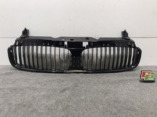 新品! 7シリーズ E65/E66 純正 フロントグリル/グリル/ラジエーターグリル 5113 7 037 727.9/511370377279/5113 7037 727 BMW (116442)
