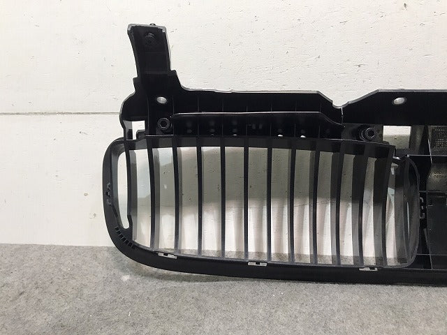 新品! 7シリーズ E65/E66 純正 フロントグリル/グリル/ラジエーターグリル 5113 7 037 727.9/511370377279/5113 7037 727 BMW (116442)