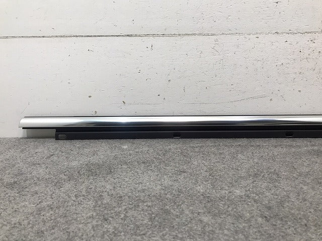 新品! ジェッタ 1K系/2006-2011 純正 左リアドア 水切りモール 1K5 839 475 D 2ZZ 1K5839475D2ZZ メッキ フォルクスワーゲン (116453)