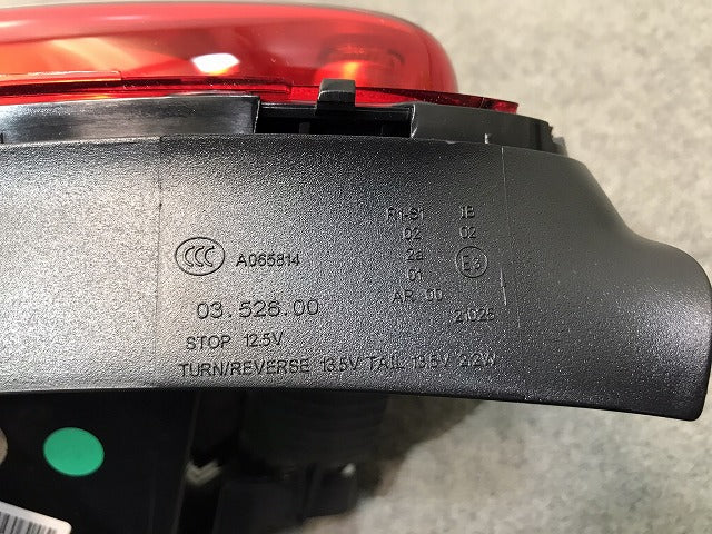新品! MINI/ミニ/F55/F56/F57 純正 前期 右テールランプ/ライト/レンズ LED 7297414-14 63217297414 ミニ (116482)