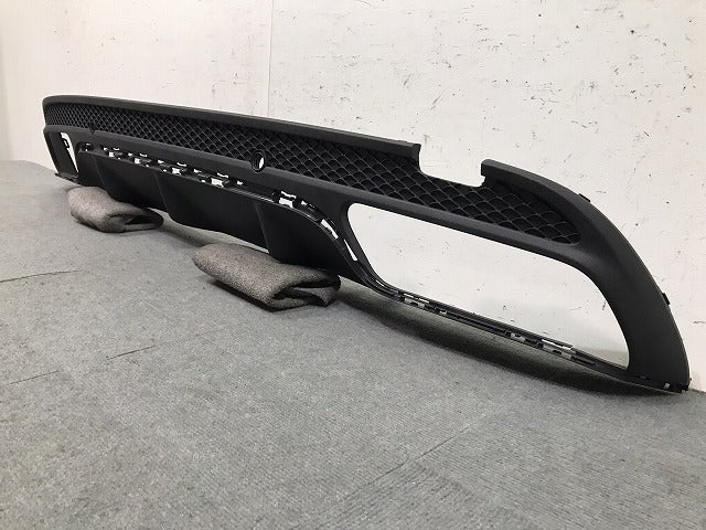 新品! Cクラス/ステーションワゴン W205 AMG 純正 リアバンパー ディフューザー＆テール・パイプ・カバー205 885 64 38/2058856438(116502)