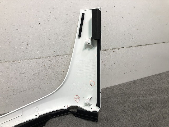 新車外し キャンター 9代目 FDA・B/FEC・D/FGA・B系（2020年-）標準 純正 右ヘッドライト/ベゼル/モール/アイライン/パネル ふそう(116560)