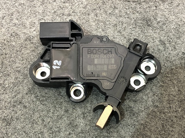 新品 XC90(03-14)V70/XC70(08-16)S80(07-16)S60/V60（11-18)XC60(09-17) 純正 ボルテージレギュレター F00M346097V(116604)