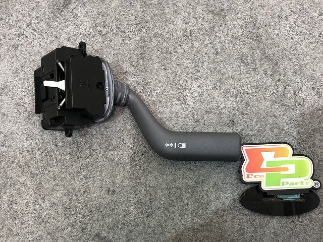 新品 S40/V40 4B系/2001-2004 純正 ウィンカーレバースイッチ/クルーズコントロール無用 30618229 V 30618229 ボルボ (116605)