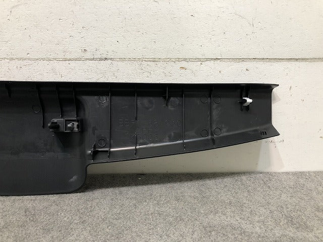 美品! アクセラスポーツ BL5FW/BLFFW/BLEAW 純正 ハイマウントストップランプ カバー BBP1 68 930/K3006 素地 マツダ (116615)