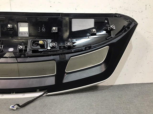 C-HR/CHR ZYX10/ZYX11/NGX50/NGX10 純正 リアスポイラー ゲートスポイラー/ウィング 76871-10140 ホワイトパール カラーNo.070(116657)