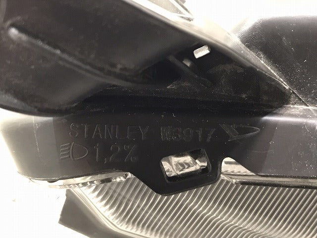 タンク/TANK/ジャスティ/JUSTY/カスタム M900A/M910A/M900F/M910F 純正 前期 右ヘッドライト レベライザー LED STANLEY W3917(116707)