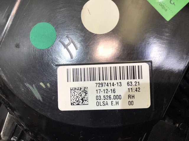 MINI/ミニ F55/F56/F57 前期 純正 右テールランプ/ライト/レンズ LED 729714-13 ミニ (116749)