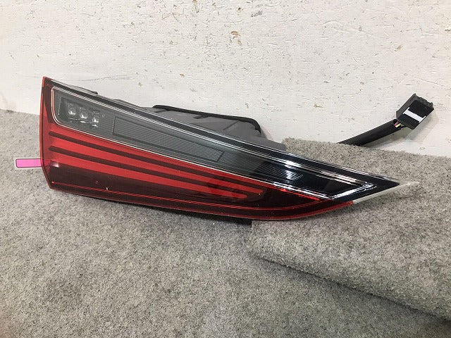 ES AXZH10/AXZH11 純正 左テールランプ/ライト/レンズ LED KOITO 33-254 レクサス (116787)