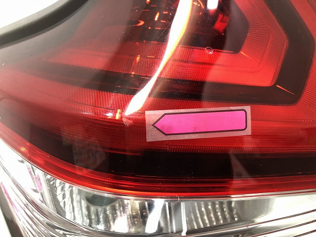ノート/NOTE E12/HE12/NE12/SNE12 純正 後期 左テールランプ/ライト/レンズ LED ICHIKOH D202 日産/NISSAN (116888)