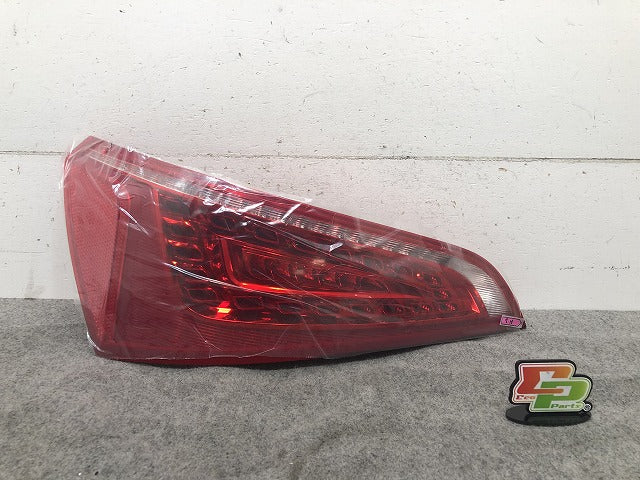 新品! Q5 8R系 純正 左テールランプ/ライト/レンズ 8R0.945.093 A 8R0945093A アウディ (116922)