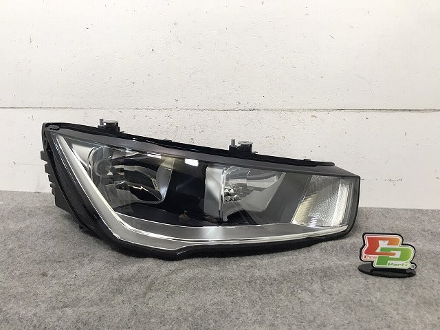 新品! A1 8X系/2011-2018 純正 右ヘッドライト/ランプ ハロゲン 8XA.941.004 A 8XA941004A アウディ (116925)