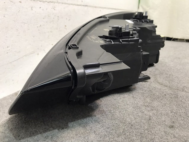 新品! A1 8X系/2011-2018 純正 右ヘッドライト/ランプ ハロゲン 8XA.941.004 A 8XA941004A アウディ (116925)