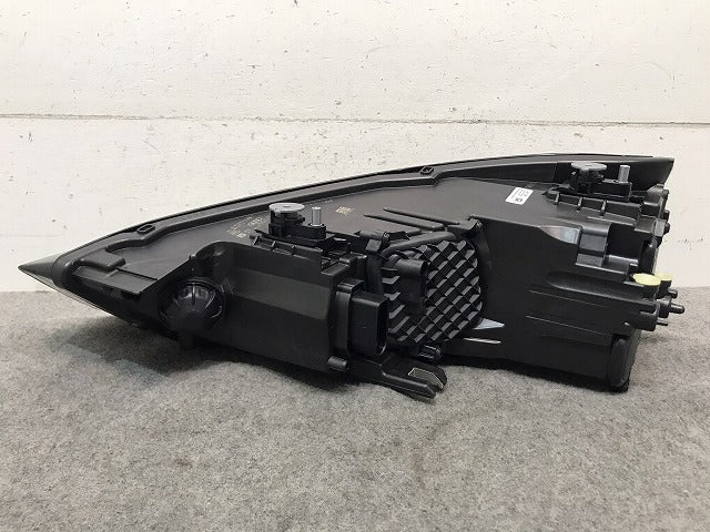新品! A1 8X系/2011-2018 純正 右ヘッドライト/ランプ ハロゲン 8XA.941.004 A 8XA941004A アウディ (116925)