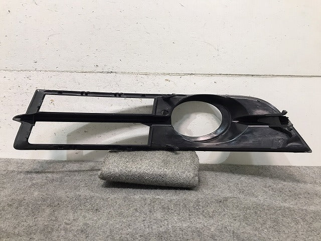 新品! A6(C6) 4F/2005-2008 純正 右フロントバンパーグリル F0 807 682D 4F0807682D01C 素地 アウディ/Audi (116938)