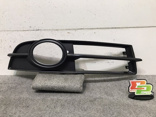 新品! A6(C6) 4F/2005-2008 純正 右フロントバンパーグリル F0 807 682D 4F0807682D01C 素地 アウディ/Audi (116939)