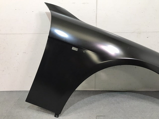 新品! 7シリーズ E65/E66 2001-2009 純正 右フロントフェンダー 41 35 7 138 474 41357138474 未塗装 BMW (116952)