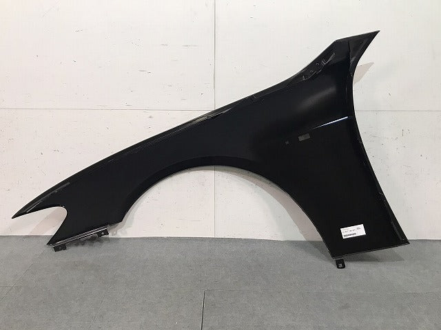 新品! 7シリーズ E65/E66 2001-2009 純正 右フロントフェンダー 41 35 7 138 474 41357138474 未塗装 BMW (116952)
