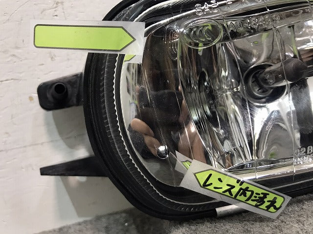 新品 Cクラス W203/2000-2007 純正 右フォグランプ/ライト/レンズ ハロゲン HELLA A 203 820 20 56/A203820205664 ベンツ(116978)