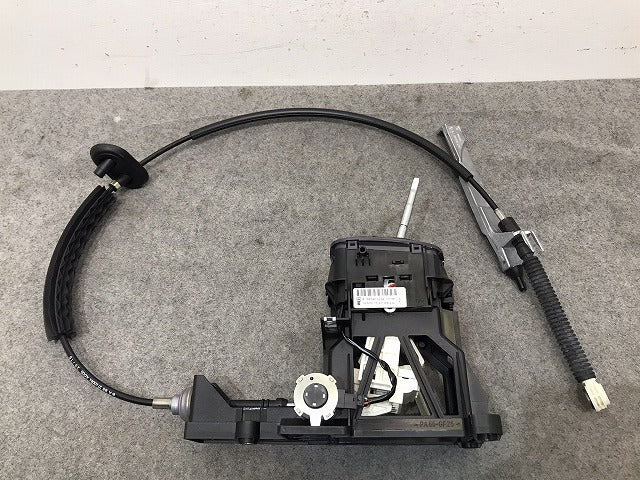 新品! Aクラス W168 1998-2002 純正 ギアシフトケーブル シフトメカニズム A 168 37 40064/16837013097D88 メルセデスベンツ (116994)