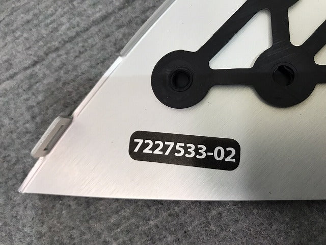 新品! X5シリーズ E70/2007-2013 純正 左サイドステップアルミカバー 7227533-02 51777227533 BMW (117006)