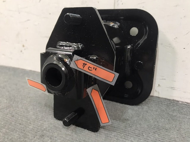 新品 5シリーズ E60/E61/2003-2010 純正 右リアバンパー ホースメントダンパー/バンパーショック 5112 7033714-12/51127033714 (117011)